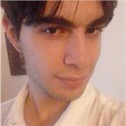 Diplomato al liceo scientifico e attualmente studente universitario offre lezioni di inglese e matematica